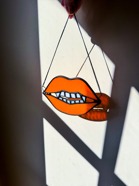 Vampire Lips: Orange